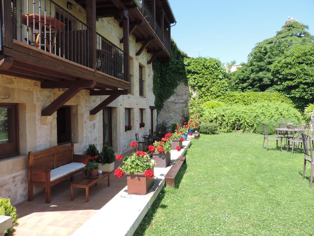 Hospederia de Santo Domingo Pedraza Exterior foto